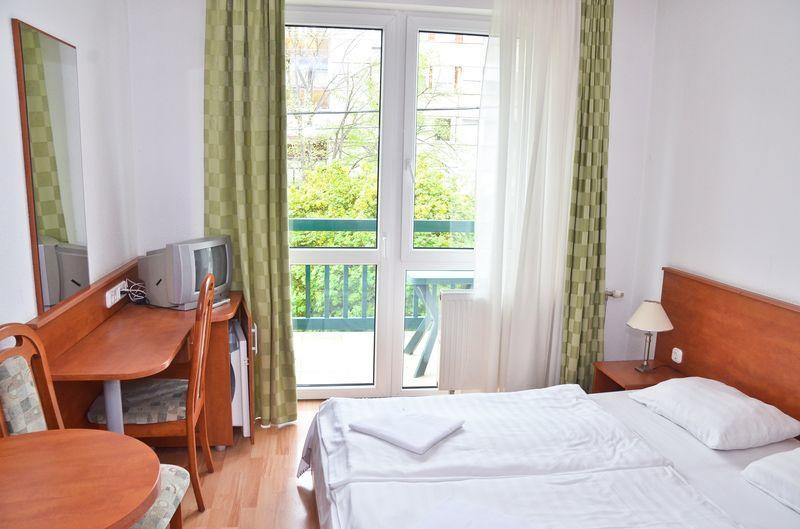 Hotel Kristaly Hajdúszoboszló Exterior foto